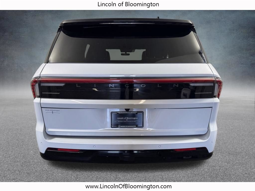 Used 2025 Lincoln Navigator Black Label AWD/4WD image 5