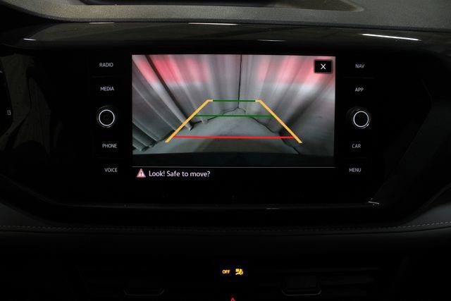 Used 2024 Volkswagen Taos SEL AWD/4WD image 4