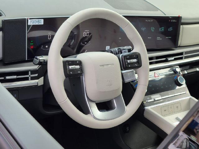 New 2026 Hyundai Santa Fe SE FWD image 3