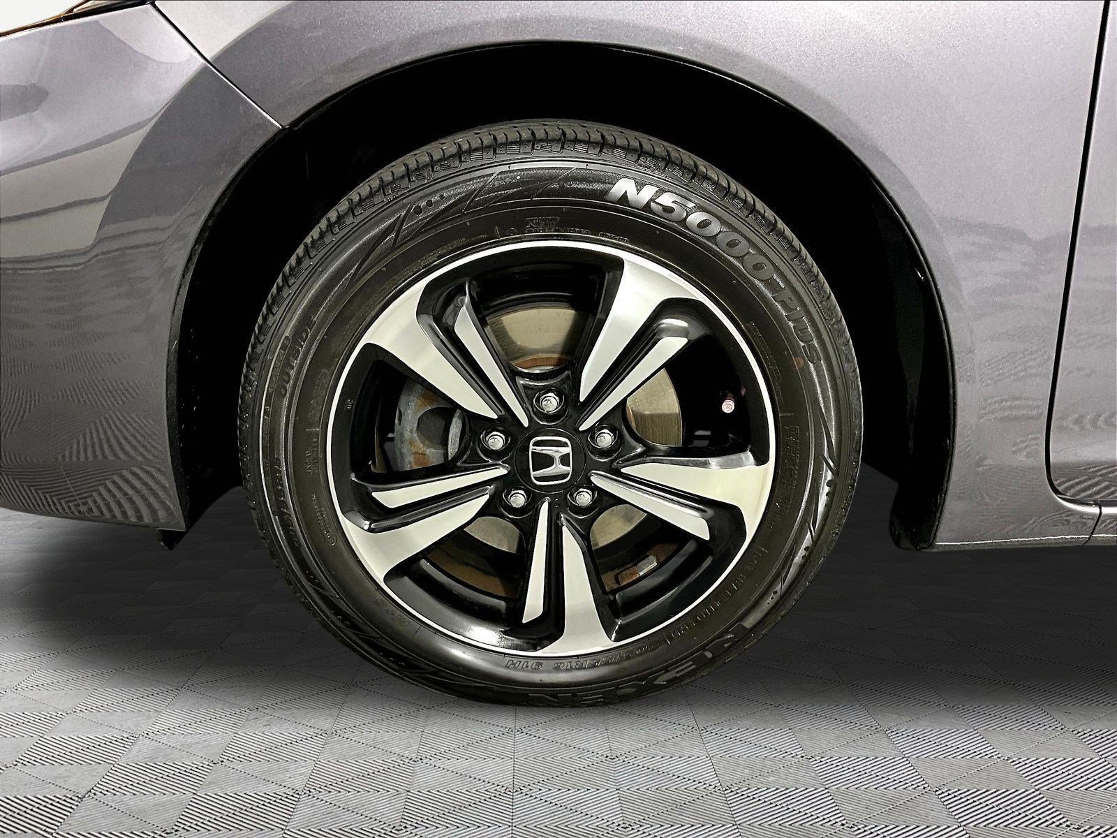 Used 2015 Honda Civic EX image 32