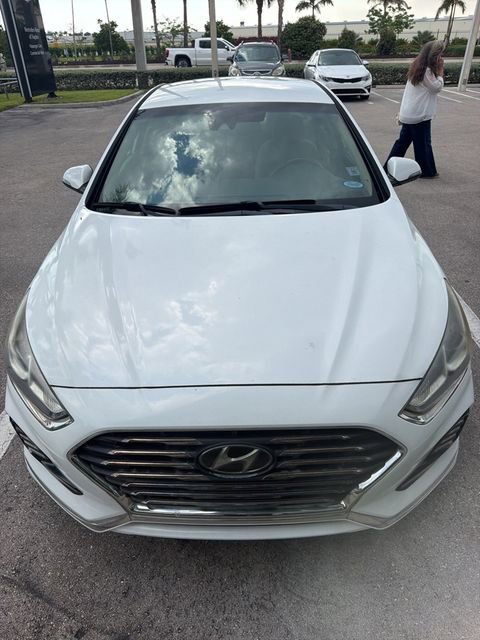 Used 2018 Hyundai Sonata SEL w/ Tech Package 02 FWD image 6