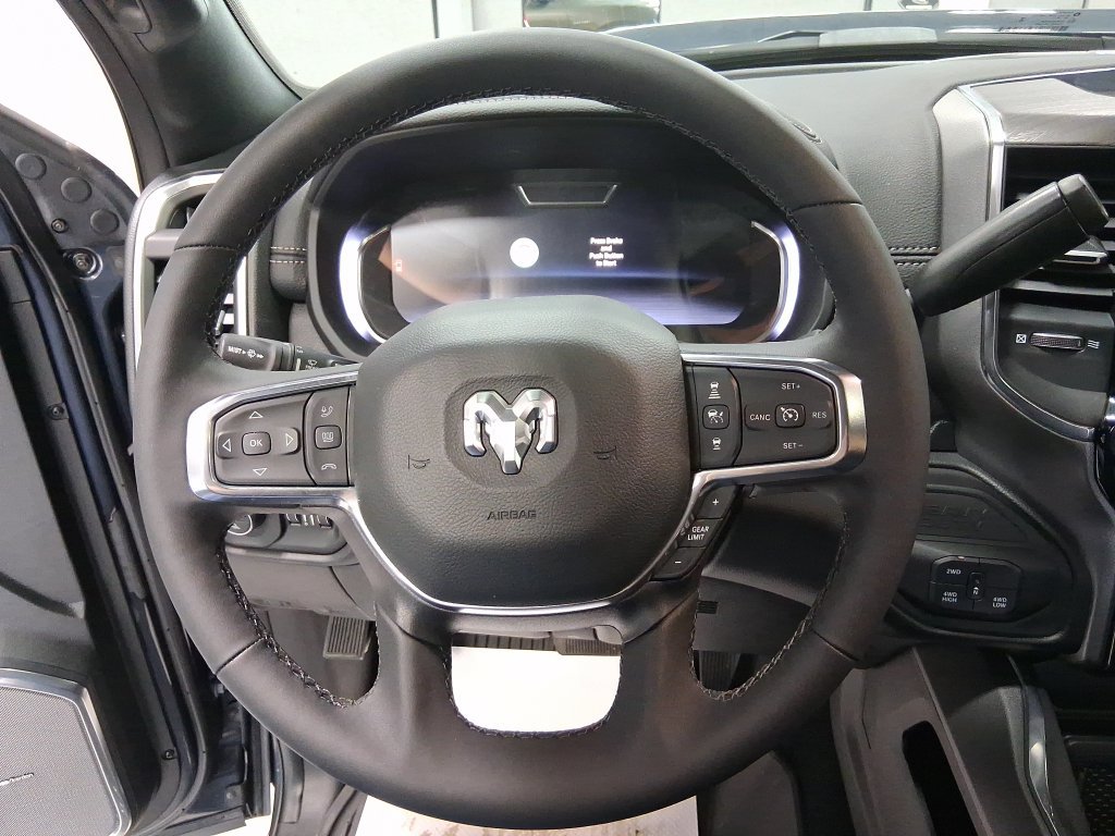 Used 2026 RAM 2500 Laramie AWD/4WD image 30