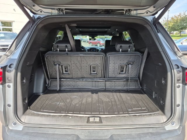 Used 2023 Chevrolet Traverse RS w/ LPO, Floor Liner Package AWD/4WD image 29