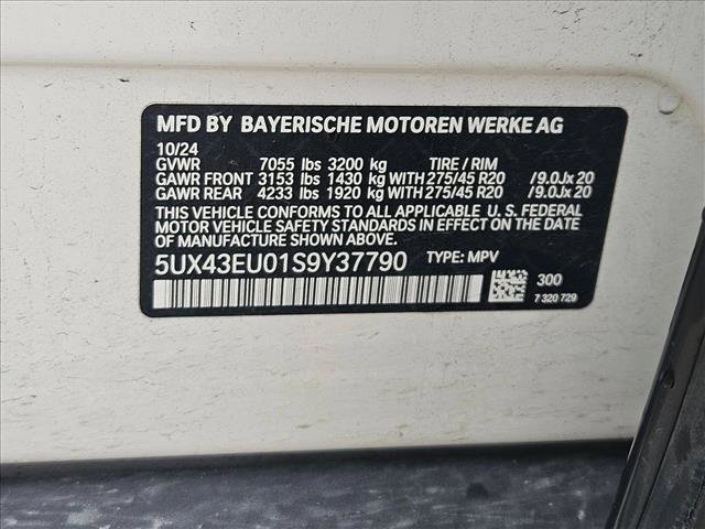 Used 2025 BMW X5 xDrive50e image 24