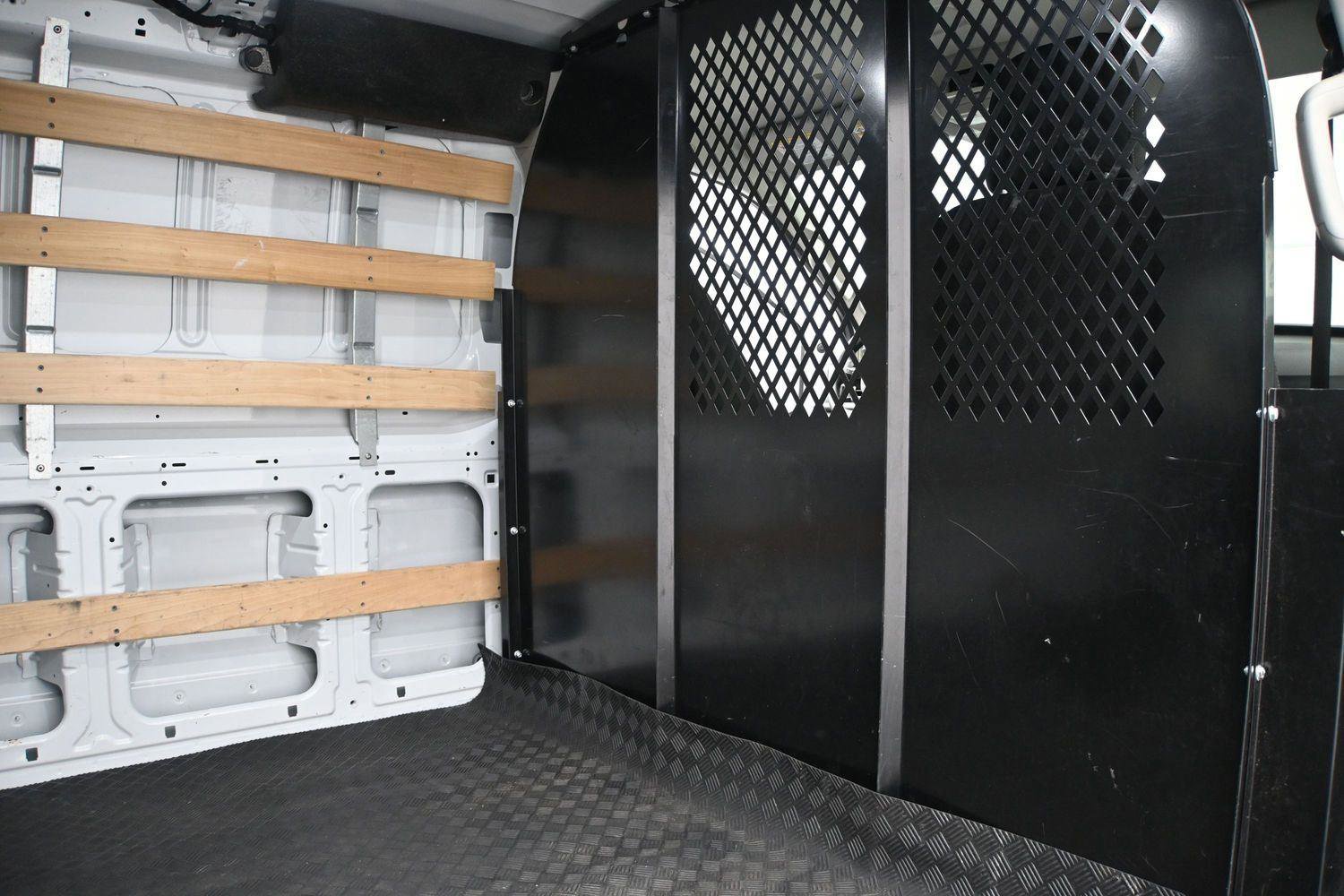 Used 2024 Ford Transit 250 Low Roof w/ Exterior Upgrade Package RWD image 19