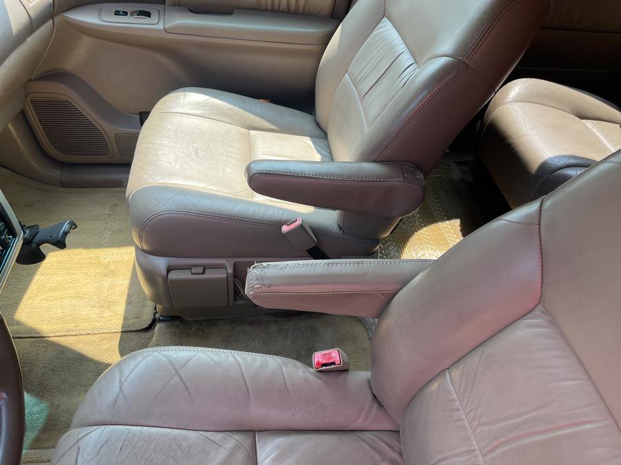 Used 1999 Toyota Sienna LE FWD image 11