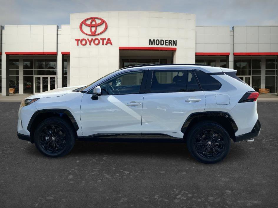 Used 2025 Toyota RAV4 SE AWD/4WD image 7