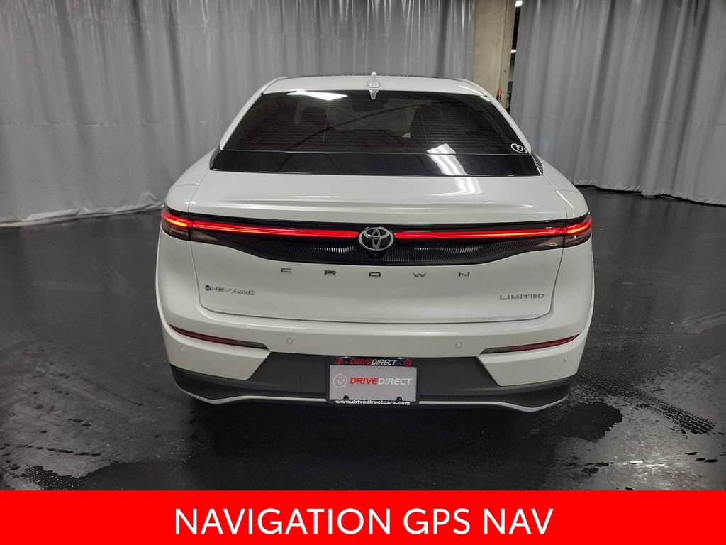 Used 2025 Toyota Crown AWD/4WD image 7