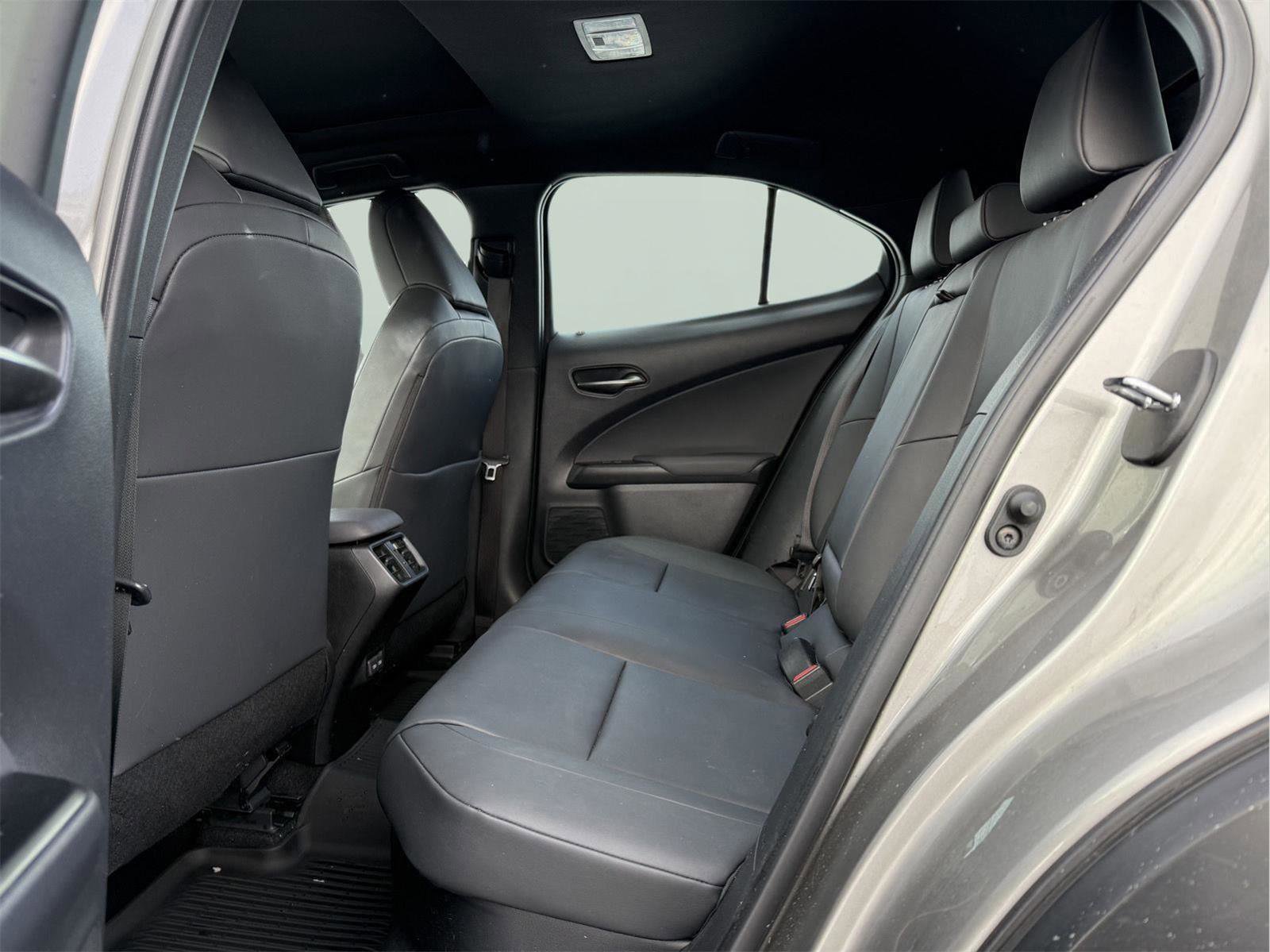 Used 2021 Lexus UX 250h 250h w/ Premium Package image 21