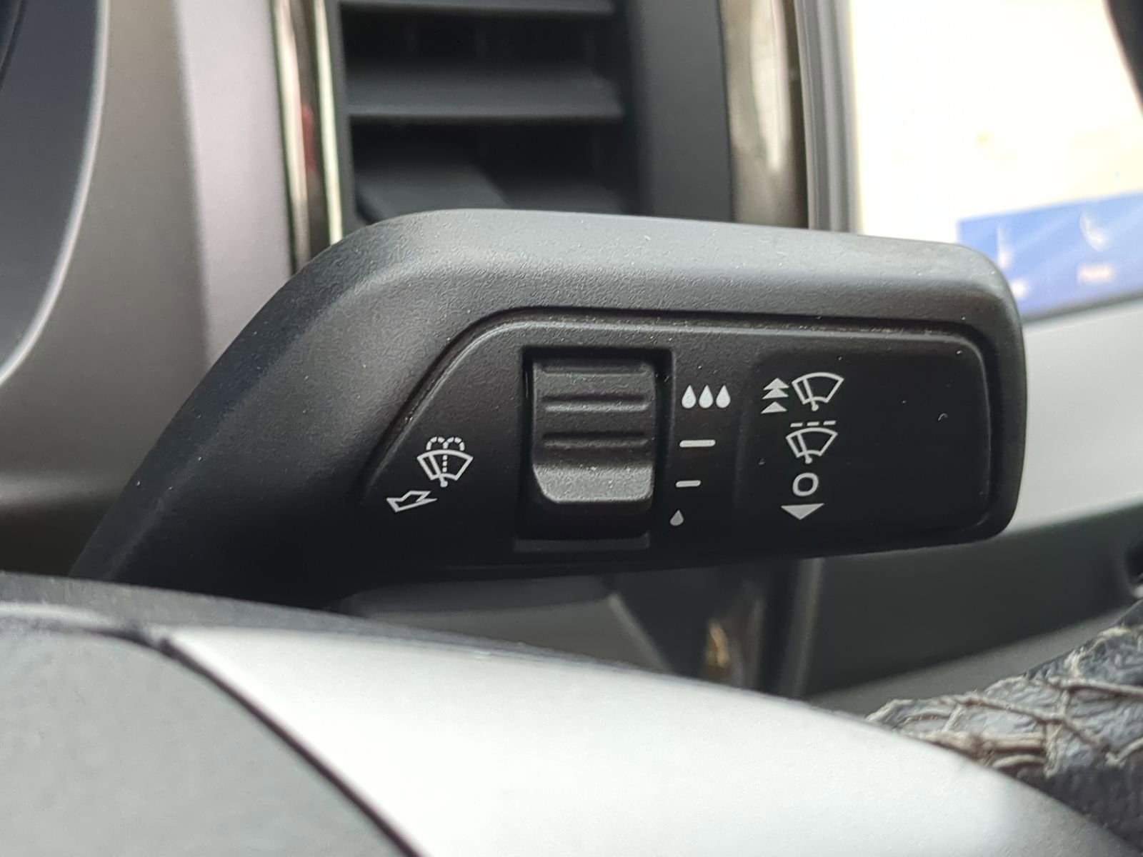 Used 2021 Ford Ranger XLT w/ Equipment Group 301A Mid image 31
