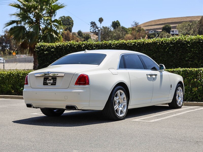 Used 2012 Rolls-Royce Ghost Extended Wheelbase RWD image 7