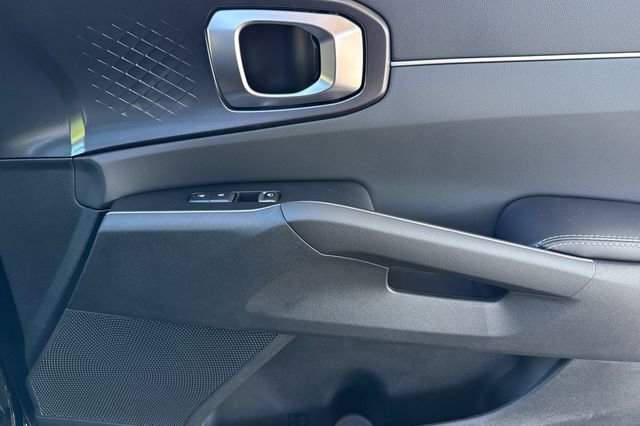 New 2026 Kia Sorento S w/ S Panoramic Sunroof Package image 22