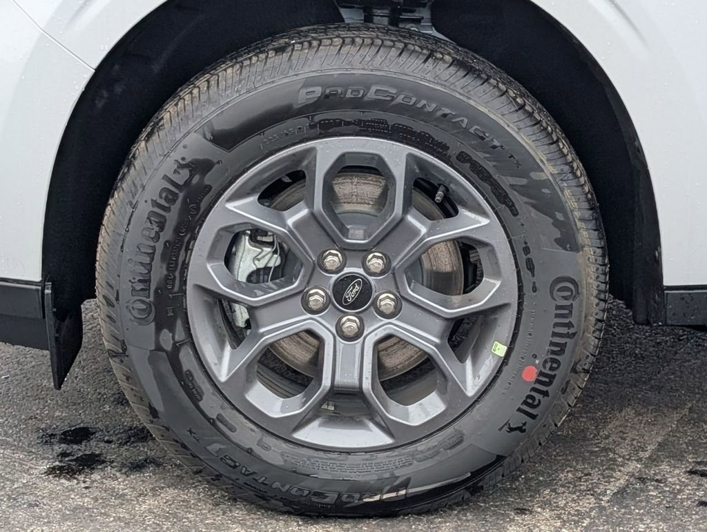 New 2025 Ford Maverick XLT w/ Equipment Group 301A image 13