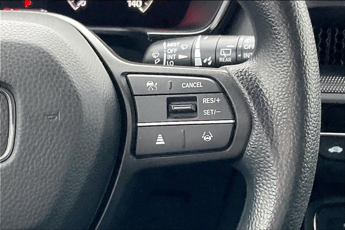 Used 2024 Honda CR-V EX image 17