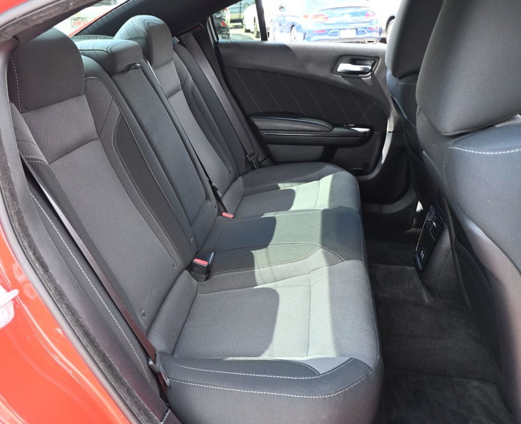 Used 2016 Dodge Charger SXT w/ Blacktop Package RWD image 15