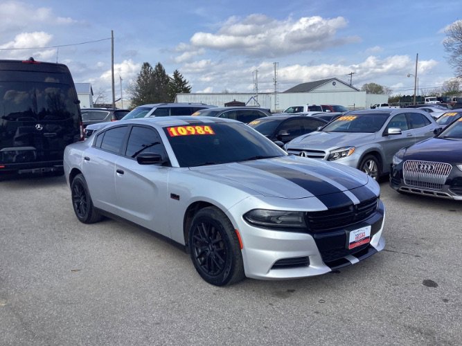 Used 2019 Dodge Charger Police w/ Street Appearance Group image 2