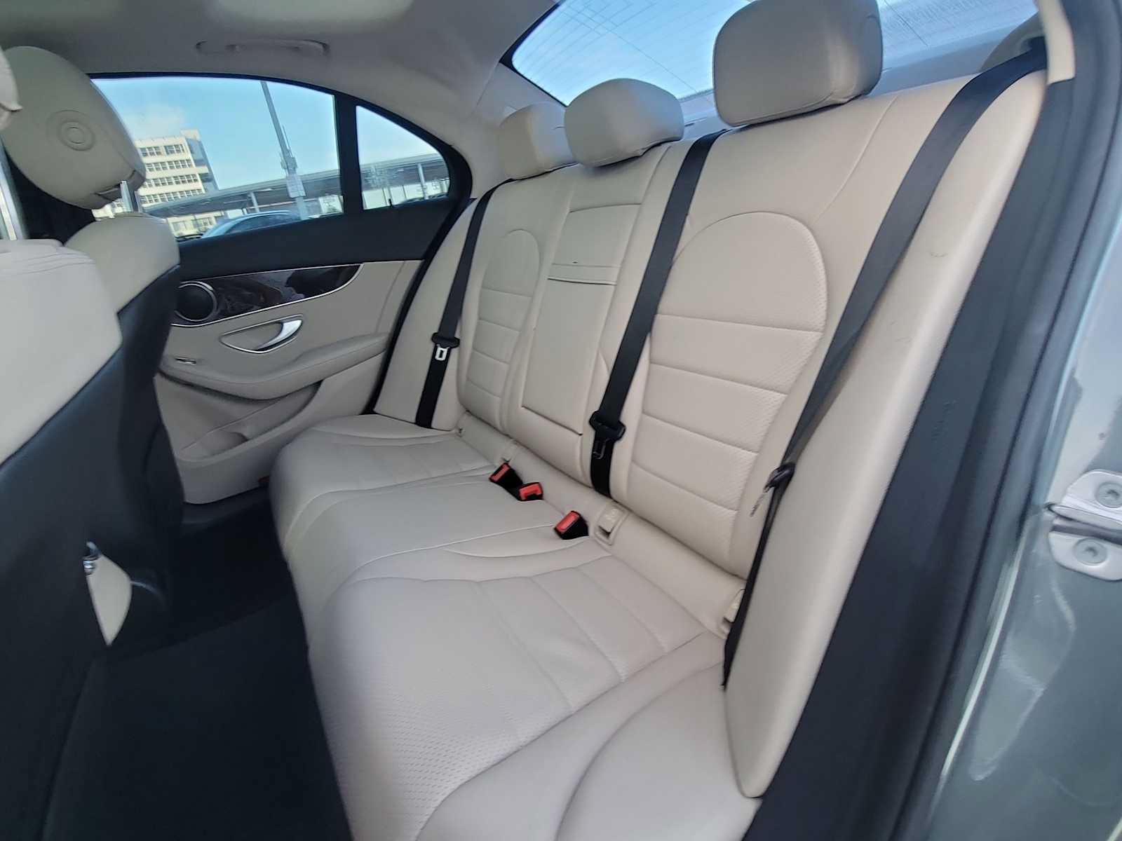 Used 2017 Mercedes-Benz C 300 Sedan image 19