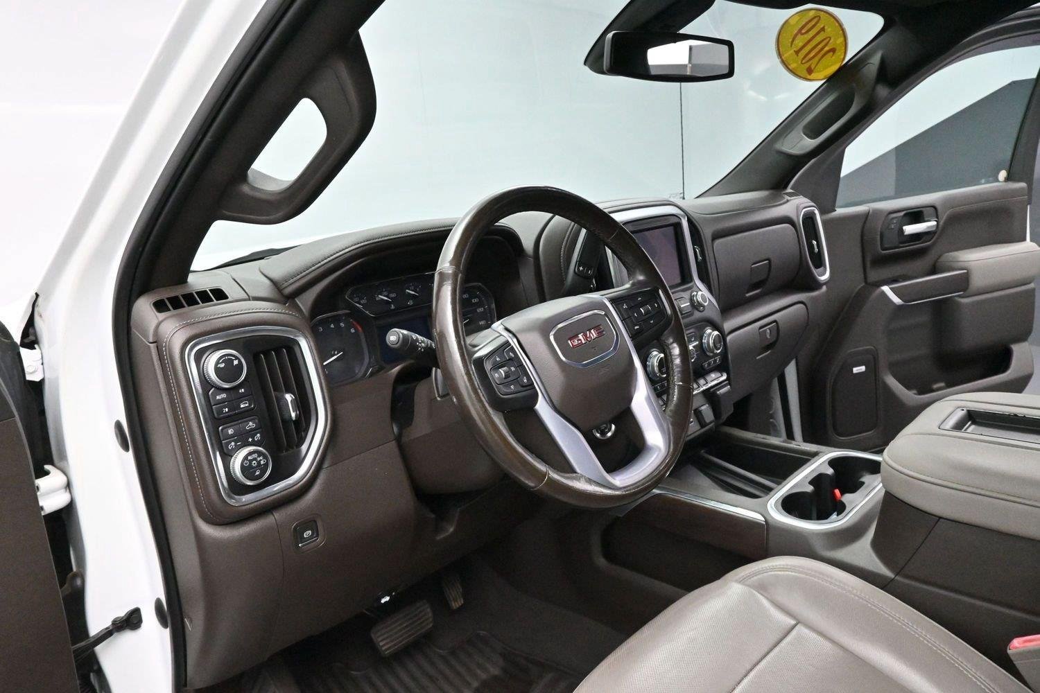 Used 2019 GMC Sierra 1500 SLT w/ SLT Premium Plus Package AWD/4WD image 16