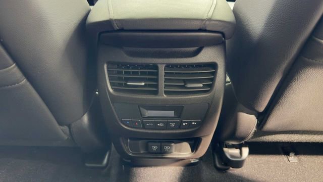 Used 2020 Acura MDX FWD image 18