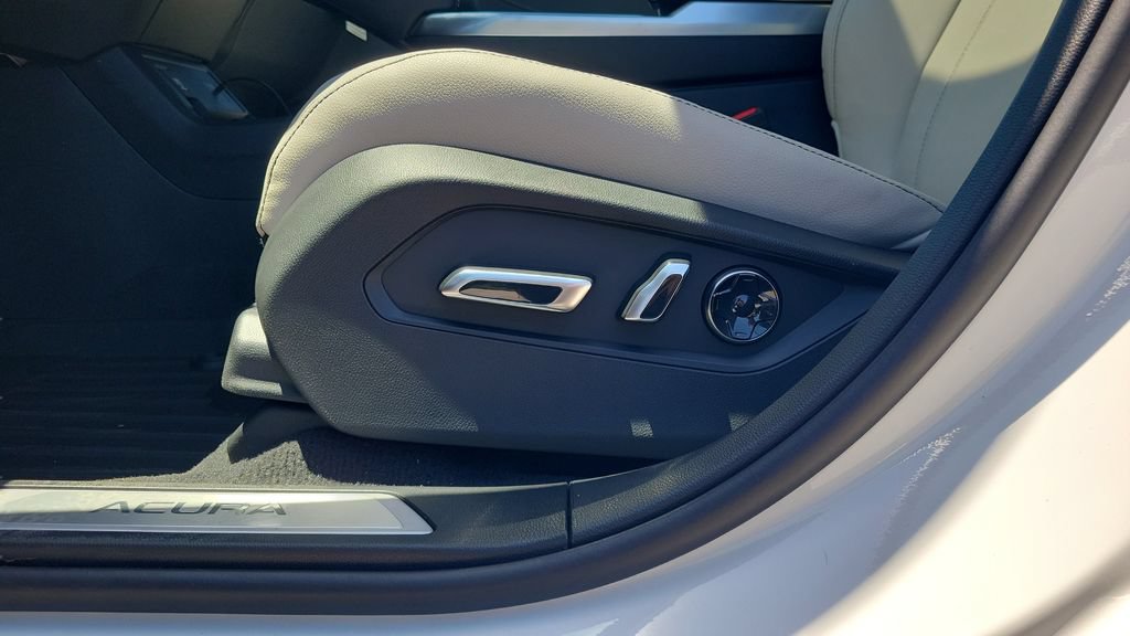 New 2026 Acura RDX SH-AWD image 16