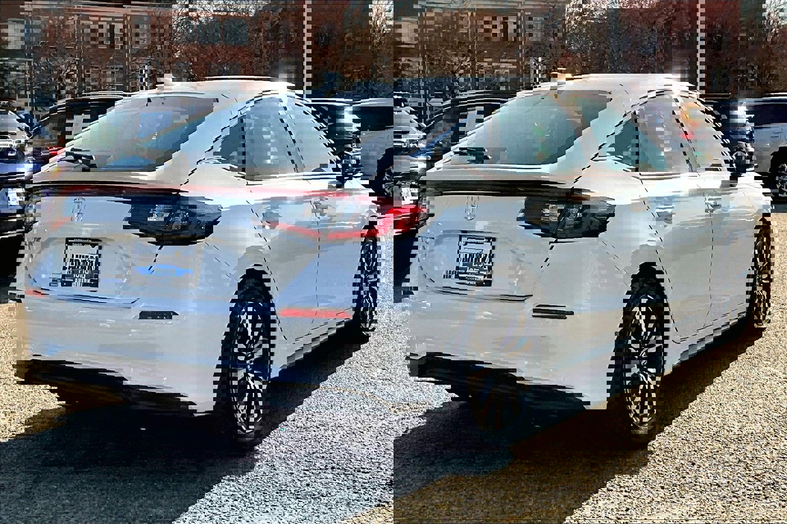 Used 2024 Honda Civic EX-L image 2