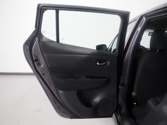 Used 2025 Nissan Leaf SV Plus FWD image 53