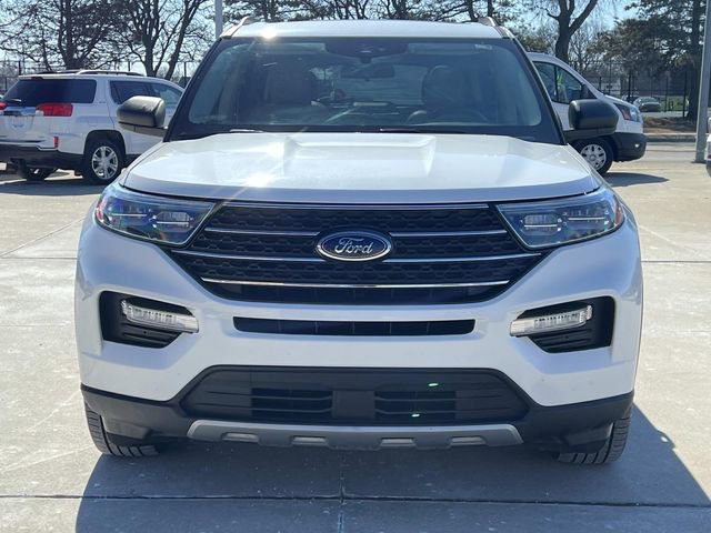 Certified 2023 Ford Explorer XLT w/ Equipment Group 202A image 8