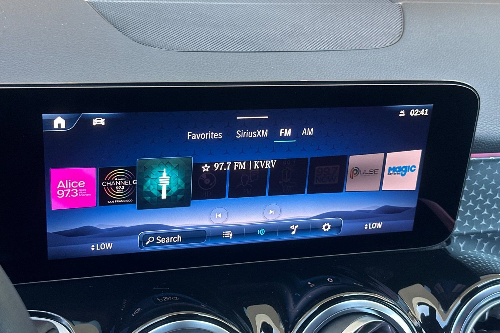 Certified 2024 Mercedes-Benz GLB 250 image 18