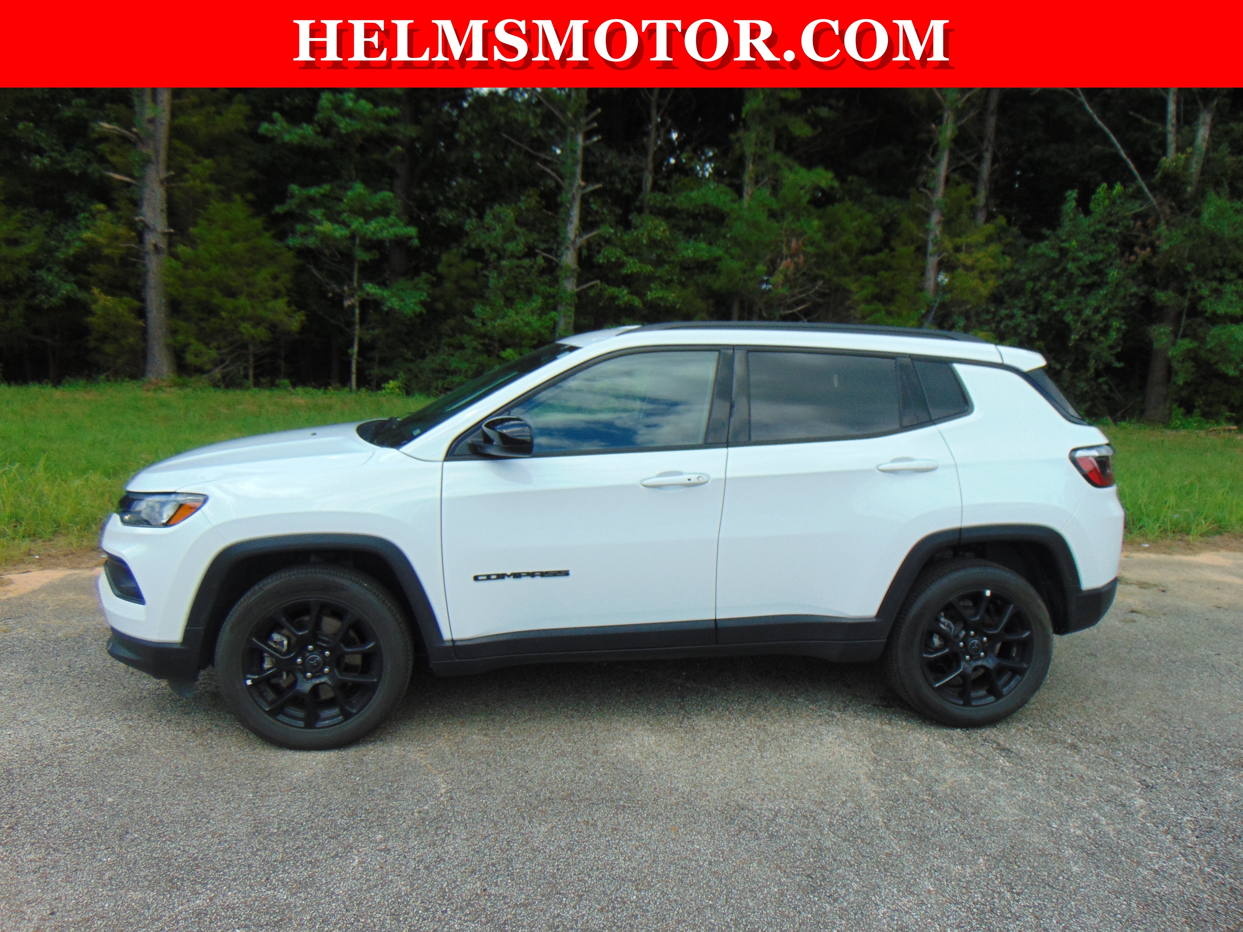 Certified 2025 Jeep Compass Latitude w/ Convenience Group AWD/4WD image 1