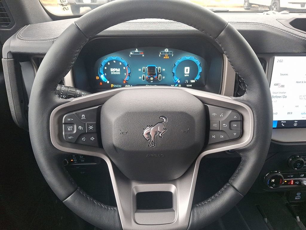 New 2025 Ford Bronco Outer Banks image 10