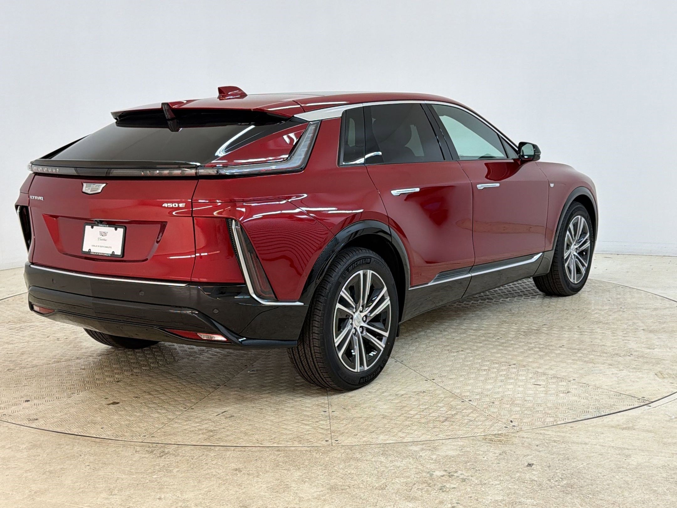 New 2026 Cadillac Lyriq Luxury RWD image 9