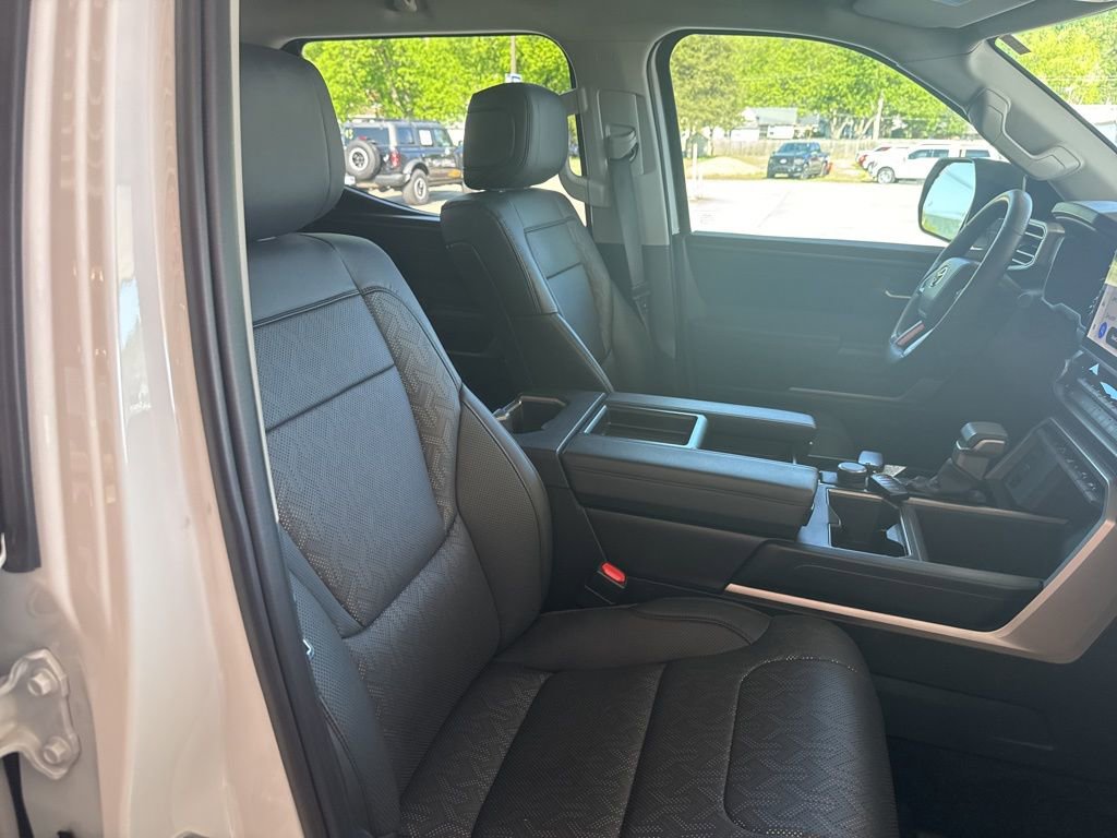 Used 2022 Toyota Tundra SR5 w/ SR5 Premium Package RWD image 20