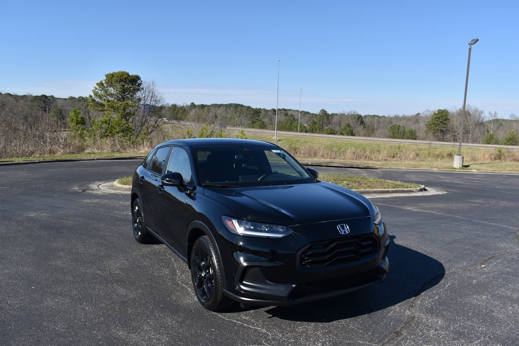 Used 2024 Honda HR-V Sport image 1