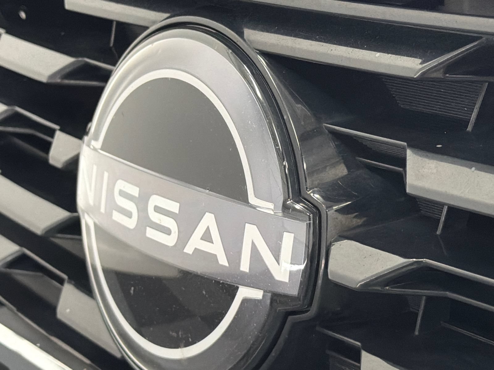 Used 2024 Nissan Altima 2.5 SR w/ SR Premium Package FWD image 12