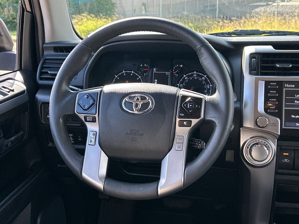 Used 2023 Toyota 4Runner SR5 AWD/4WD image 19