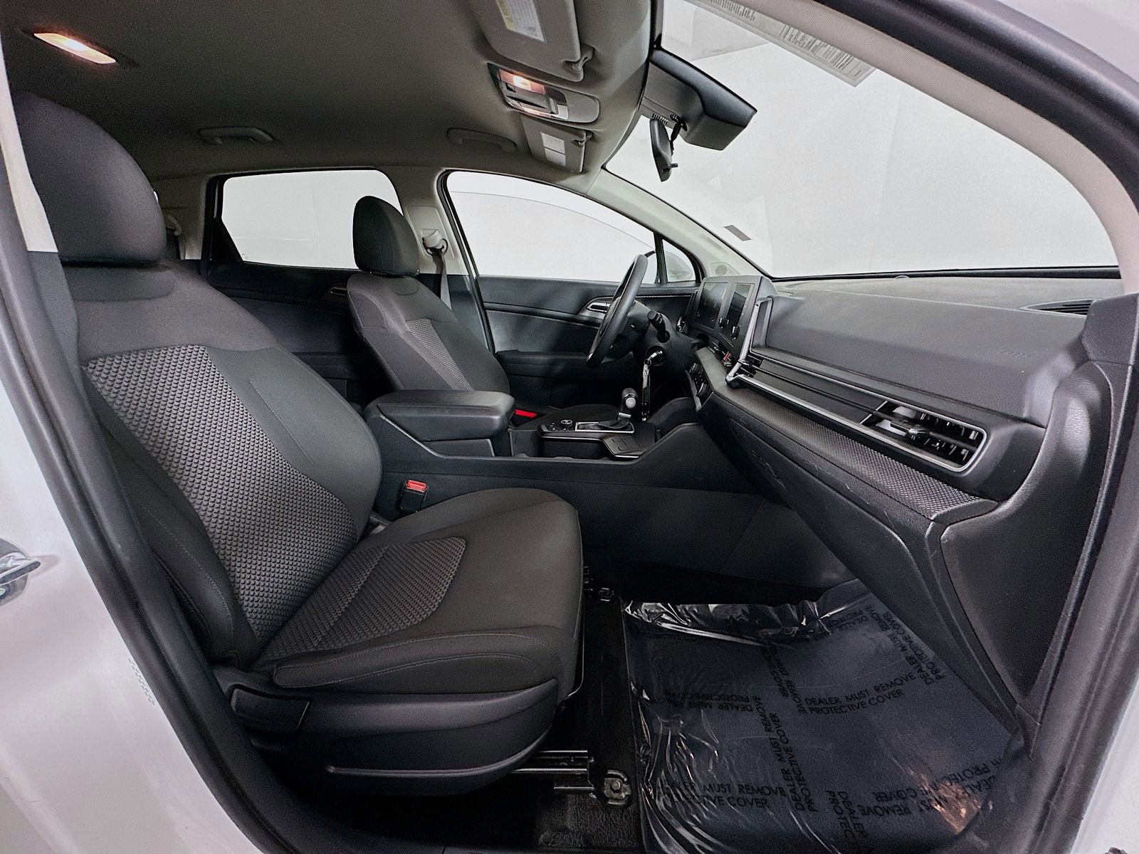 Used 2024 Kia Sportage LX image 28