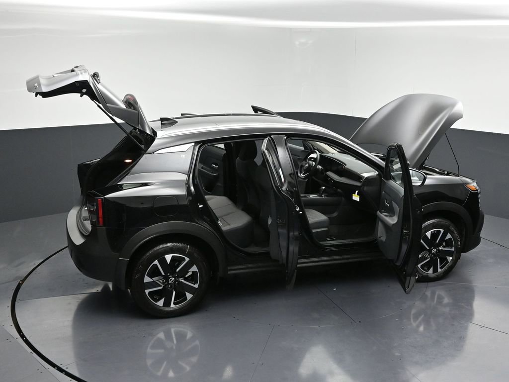 New 2026 Nissan Kicks SV w/ SV Premium Package AWD/4WD image 29