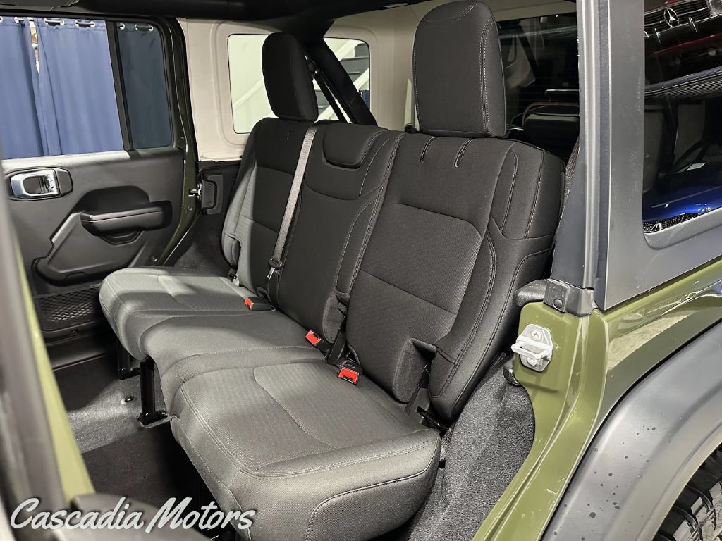 Used 2021 Jeep Wrangler Unlimited Sport AWD/4WD image 9