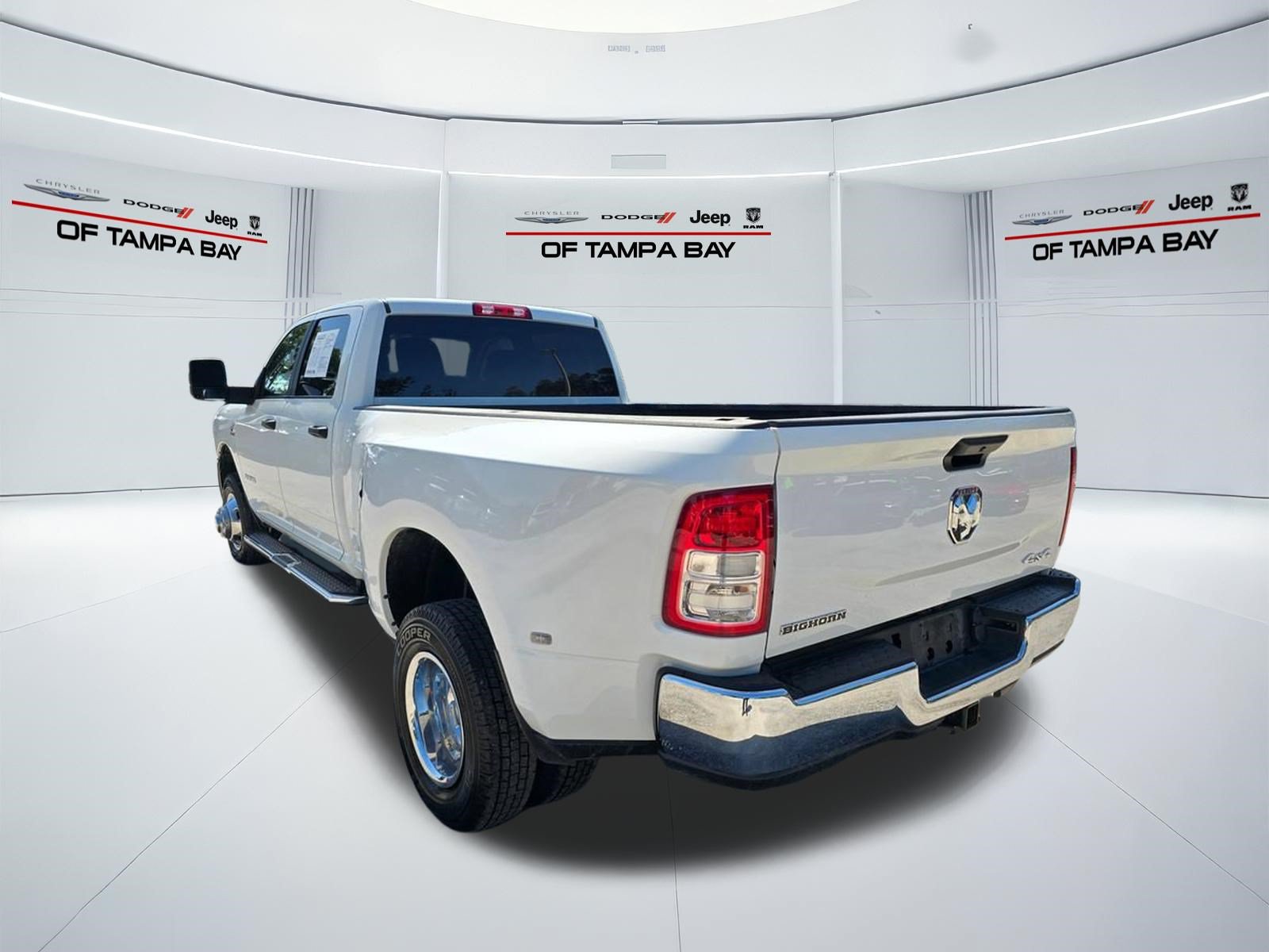 Used 2024 RAM 3500 Big Horn AWD/4WD image 4