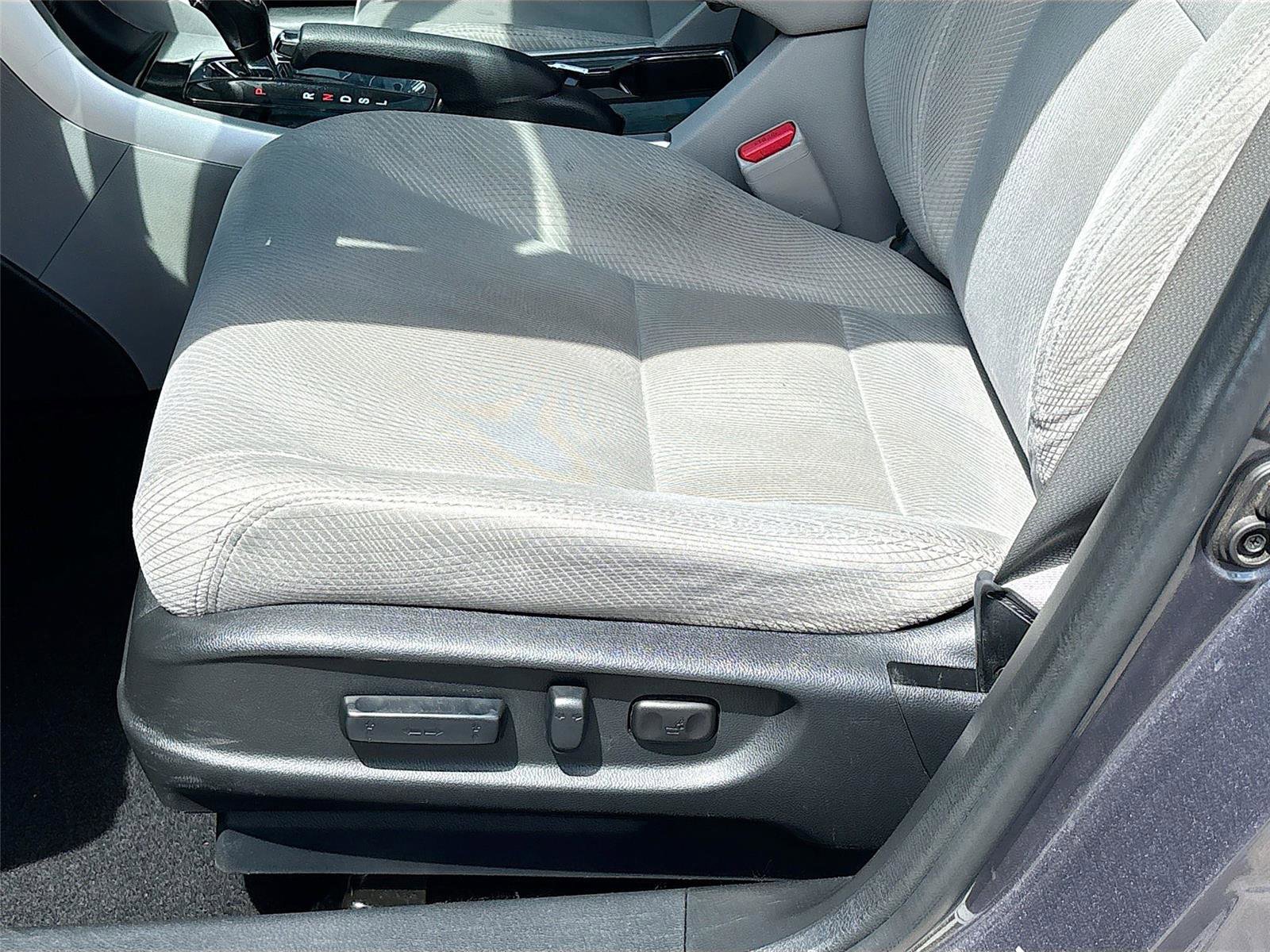 Used 2017 Honda Accord EX image 22