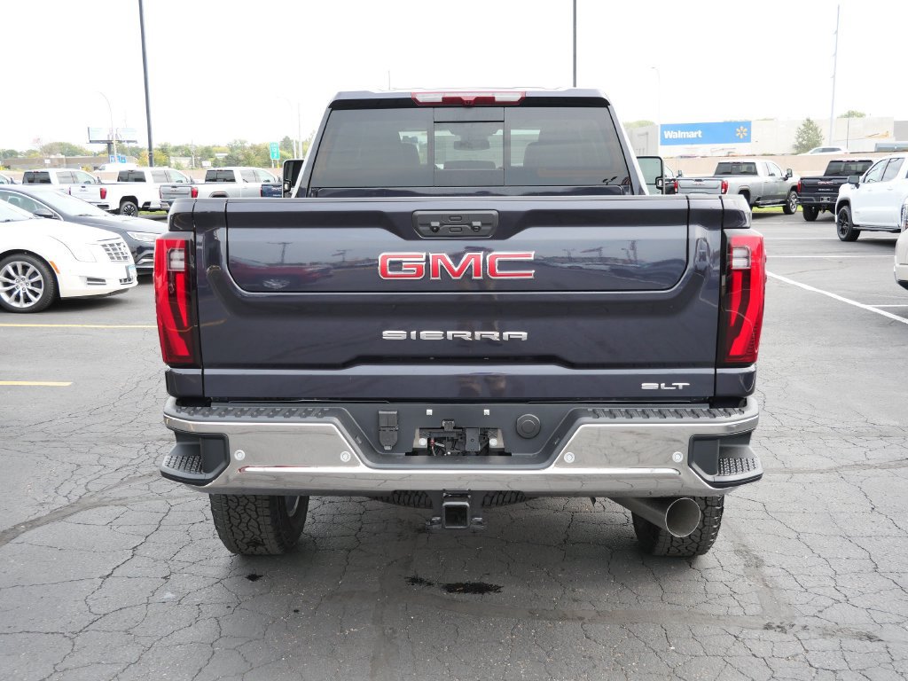 New 2026 GMC Sierra 3500 SLT w/ SLT Premium Package AWD/4WD image 3