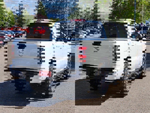 New 2026 Nissan Frontier SV image 3