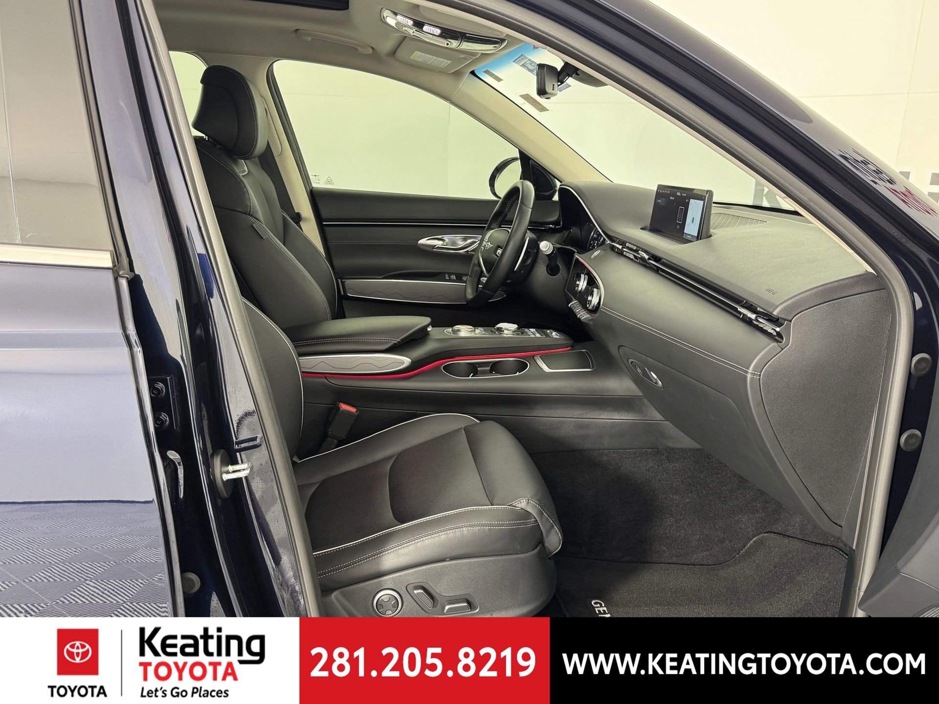 Used 2023 Genesis GV70 2.5T w/ Advanced Package image 21