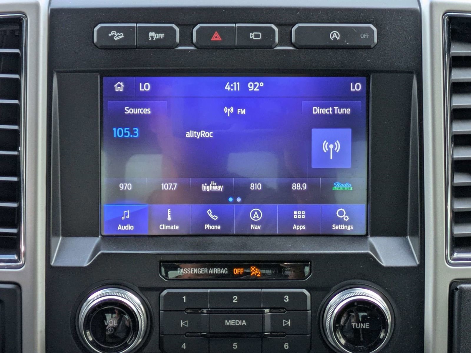 Certified 2020 Ford F150 Lariat w/ Equipment Group 502A Luxury AWD/4WD image 10