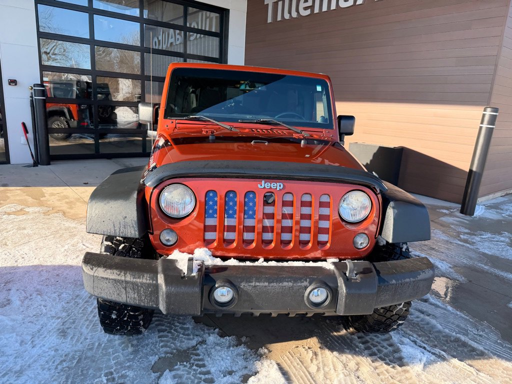 Used 2014 Jeep Wrangler Unlimited Rubicon w/ Dual Top Group AWD/4WD image 2