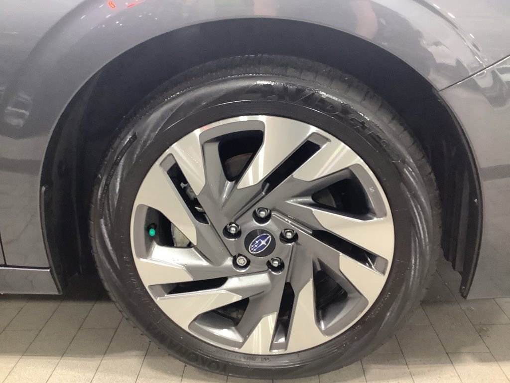 Certified 2025 Subaru Legacy Limited image 30