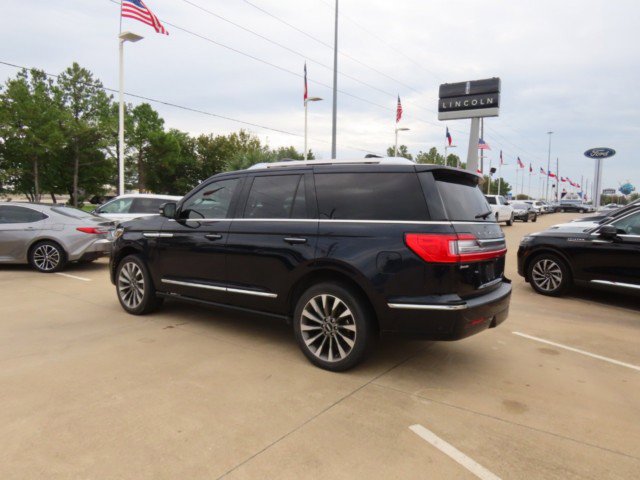 Used 2021 Lincoln Navigator Reserve w/ Luxury Package image 14