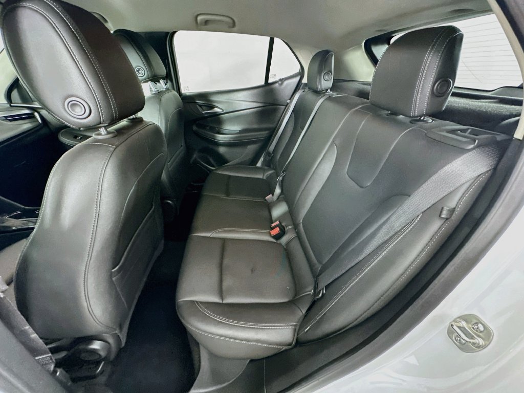 Used 2024 Buick Encore GX Sport Touring AWD/4WD image 31