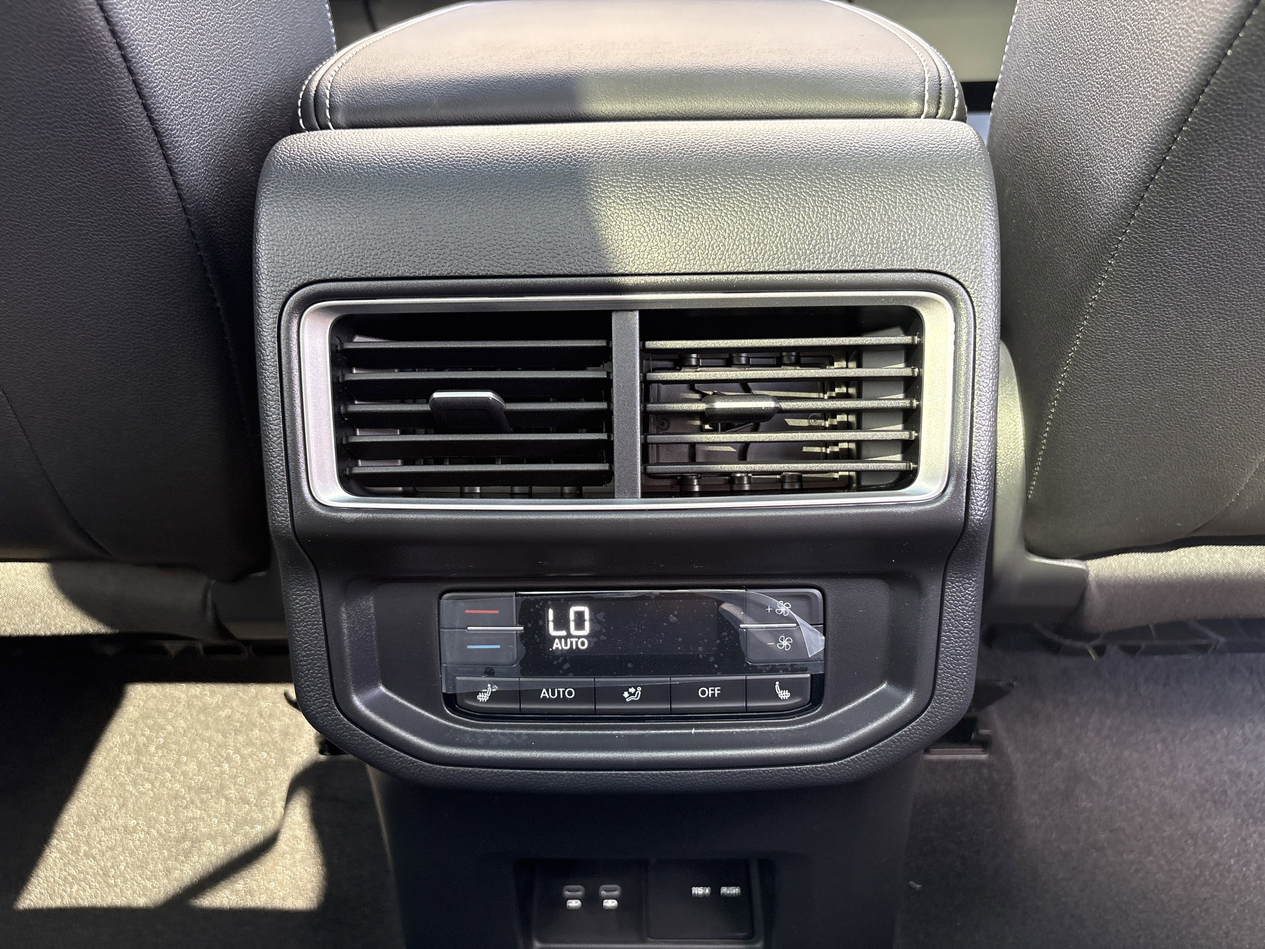 New 2026 Volkswagen Atlas SEL Premium R-Line image 23