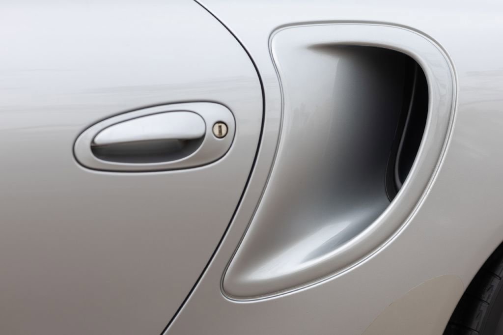 Used 2002 Porsche 911 GT2 image 40